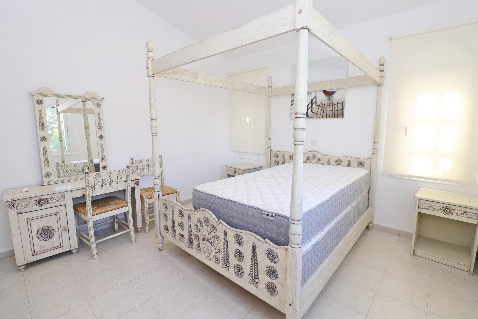 Master bedroom with four-poster bed